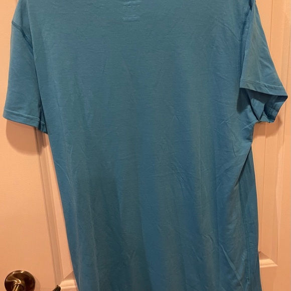 Adidas T-shirt 2XL - Picture 7 of 9